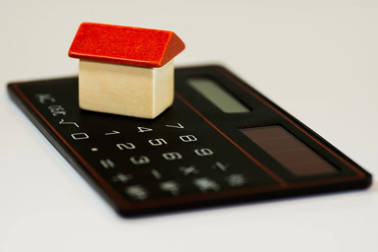 中古住宅売却時にかかる税金や諸費用とは？